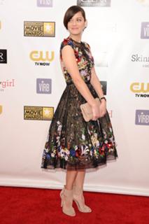 Marion Cotillard feet photo thumbnail