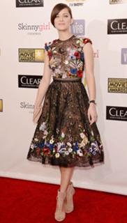 Marion Cotillard feet photo thumbnail