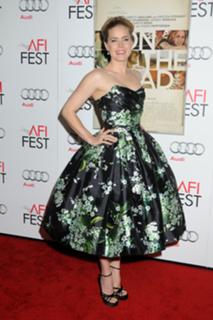 Amy Adams feet photo thumbnail