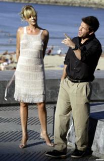 Charlize Theron feet photo thumbnail