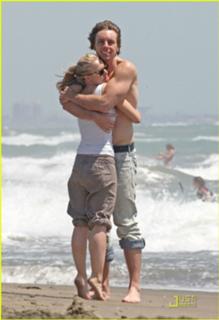 Kristen Bell feet photo thumbnail