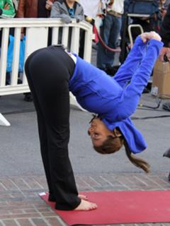 Maria Menounos feet photo thumbnail