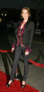Charlize Theron feet photo thumbnail