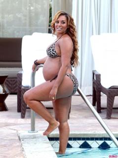 Mel B feet photo thumbnail