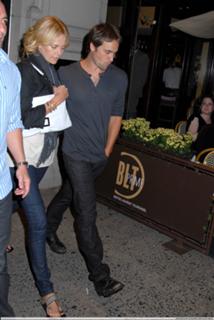 Charlize Theron feet photo thumbnail