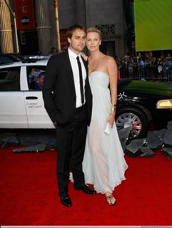 Charlize Theron feet photo thumbnail