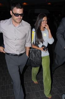 Megan Fox feet photo thumbnail