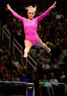 Nastia Liukin feet photo thumbnail