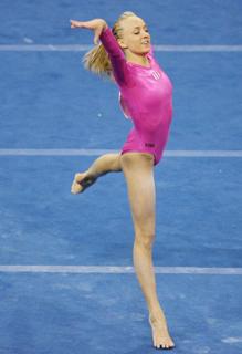 Nastia Liukin feet photo thumbnail