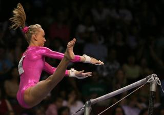 Nastia Liukin feet photo thumbnail