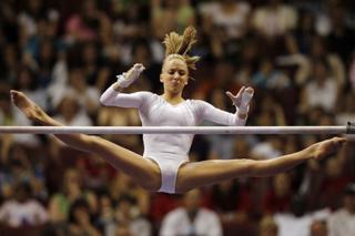 Nastia Liukin feet photo thumbnail