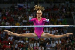 Nastia Liukin feet photo thumbnail