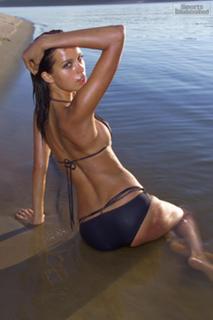 Petra Nemcova feet photo thumbnail