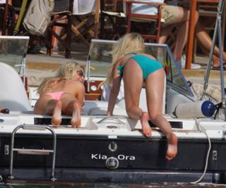 Jorgie Porter feet photo thumbnail