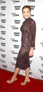 Mariska Hargitay feet photo thumbnail