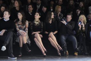 Ashley Greene feet photo thumbnail