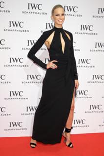 Karolina Kurkova feet photo thumbnail