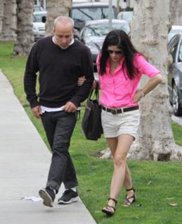 Selma Blair feet photo thumbnail