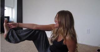 Justine Ezarik feet photo thumbnail