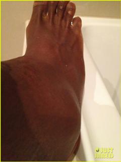 Serena Williams feet photo thumbnail