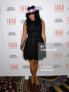 Jordin Sparks feet photo thumbnail