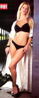 Nicole Neumann feet photo thumbnail