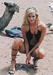 Nicole Neumann feet photo thumbnail