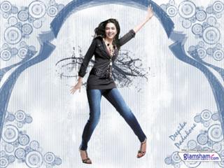 Deepika Padukone feet photo thumbnail