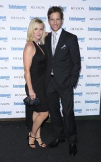 Jennie Garth feet photo thumbnail