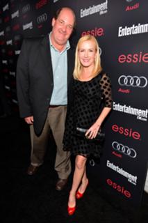 Angela Kinsey feet photo thumbnail