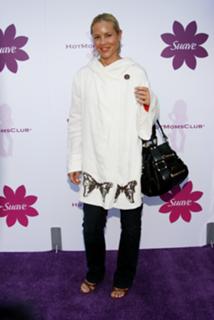 Maria Bello feet photo thumbnail