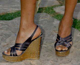 Kerry Washington feet photo thumbnail