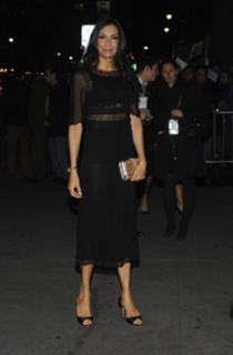 Famke Janssen feet photo thumbnail