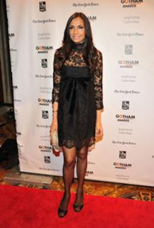 Famke Janssen feet photo thumbnail