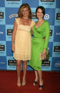Connie Britton feet photo thumbnail