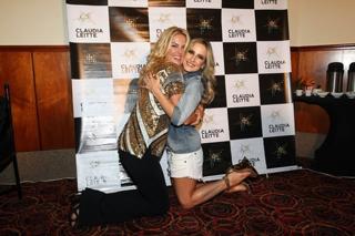 Ana Hickmann feet photo thumbnail