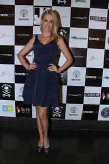 Ana Hickmann feet photo thumbnail