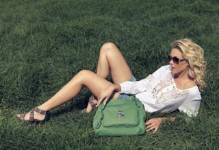 Ana Hickmann feet photo thumbnail