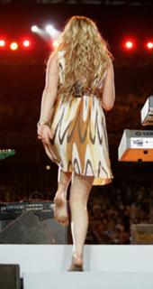 Joss Stone feet photo thumbnail
