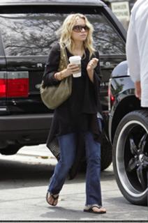 Ashley Olsen feet photo thumbnail