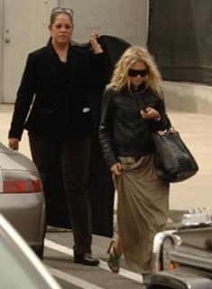 Ashley Olsen feet photo thumbnail