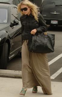 Ashley Olsen feet photo thumbnail