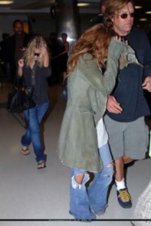 Ashley Olsen feet photo thumbnail