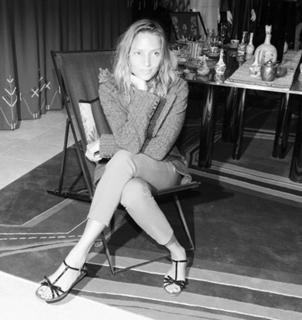Uma Thurman feet photo thumbnail