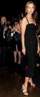 Uma Thurman feet photo thumbnail