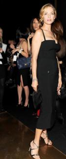 Uma Thurman feet photo thumbnail