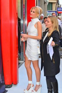 Pixie Lott feet photo thumbnail