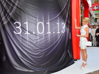 Pixie Lott feet photo thumbnail