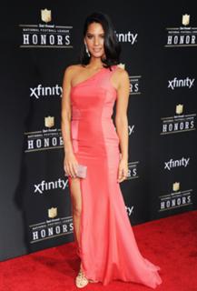 Olivia Munn feet photo thumbnail