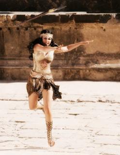 Haifa Wehbe feet photo thumbnail